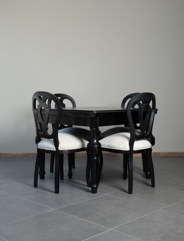 Comedor Borgoñés